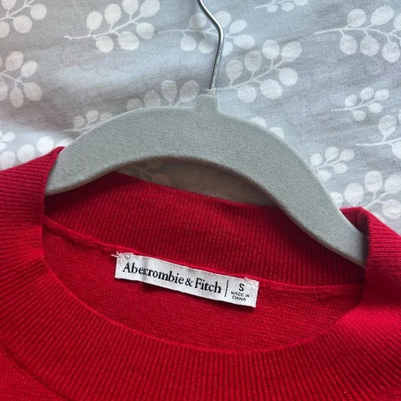 Abercrombie & Fitch Red Crewneck Sweater Tee - Picture 3 of 3